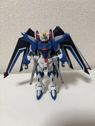 1/144 HG 라이징 프리덤 건담