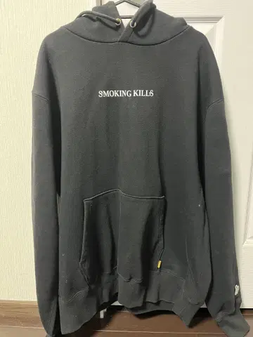 SMOKING KILLS 후드티