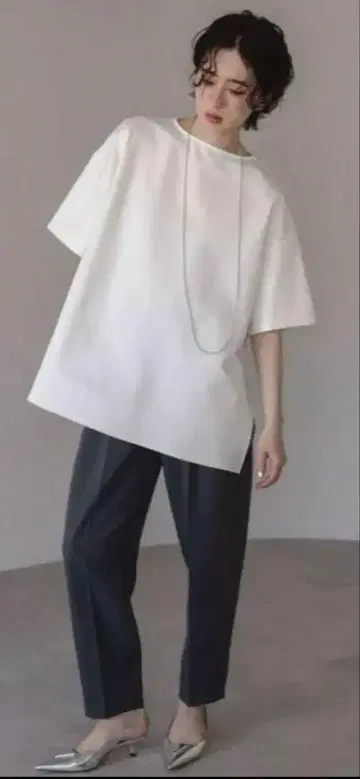 mare 마레 쿨 터치 T셔츠 화이트 칸다 모에