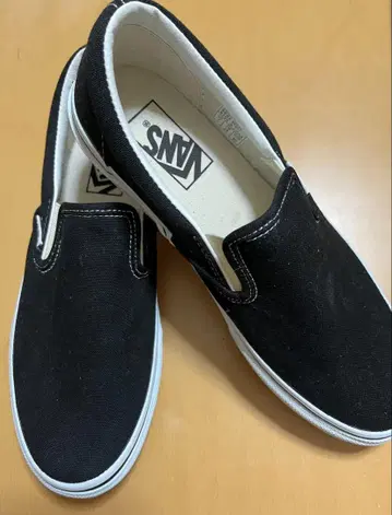 [ 새상품급 ] VANS 반스 슬립온 블랙 사이즈 26cm