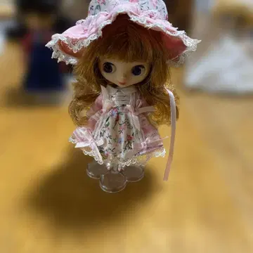 미니 브라이스 타티아나 블랙