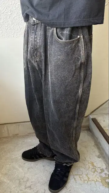 Butter BAGGEST 와이드 핏 데님 36/32
