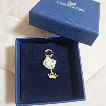 Swarovski 헬로키티 참 왕관 포함
