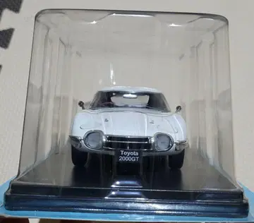 Toyota 2000GT 화이트 1/43 스케일