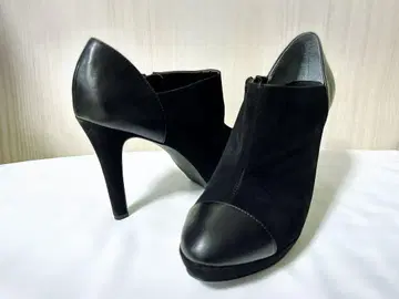 다이애나 부티 25cm 절개 블랙 사이드 지퍼 숏