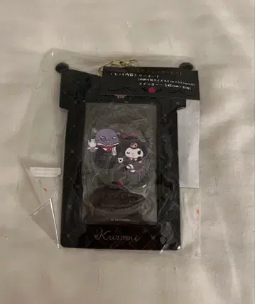 산리오 쿠로미 케이스 포함 스티커 세트