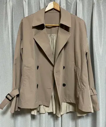 숏 기장 트렌치코트 핑크 베이지