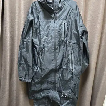 kiu 레인코트 블랙