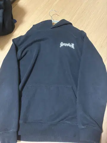Supplier 로고 후드티 블랙 L 사이즈