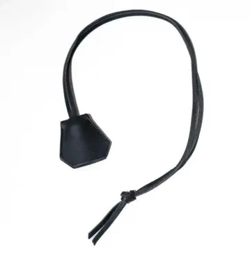 CTHY GUIDI LEATER CLOCHETTE