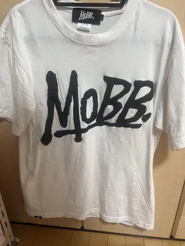 MOBB. T셔츠 화이트
