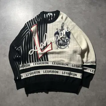 빈티지 흑백 모드 절개 보더 로고 니트 스웨터