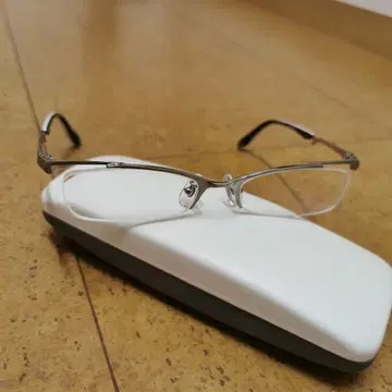 메가네이치바 프렌치 커넥션 레어 FRENCH CONNECTION