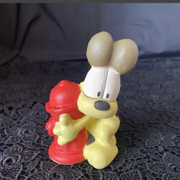 가필드 오디와 소화전 소프트 비닐 토이 피규어