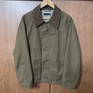 유니클로 유틸리티 숏 블루종 브라운 L 새상품급 바버 타입