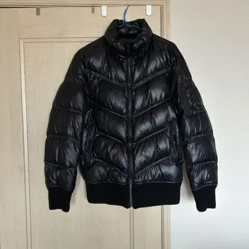 UNIQLO 프리미엄 다운 블랙 S