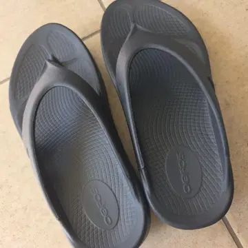 우포스 OOFOS 리커버리 샌들 블랙 24cm 샌들