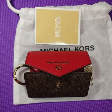 MICHAEL KORS 브라운 레드 키케이스