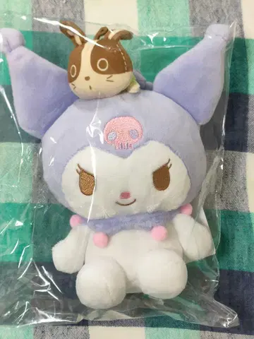 쿠로미와 우사삐 봉제 인형