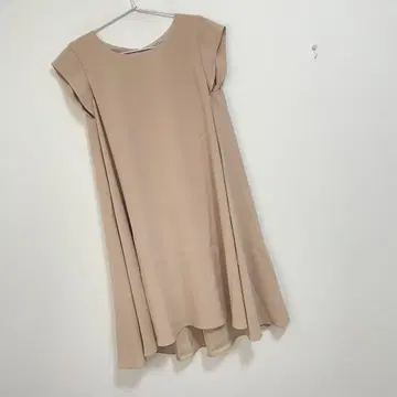 유나이티드 애로우즈 UPBT 플레어 숏 슬리브 원피스
