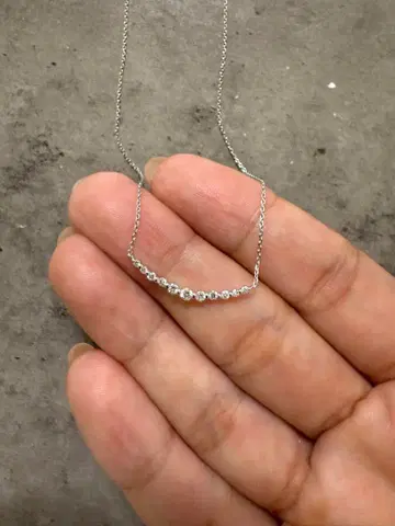 실버 다이아 커브형 목걸이