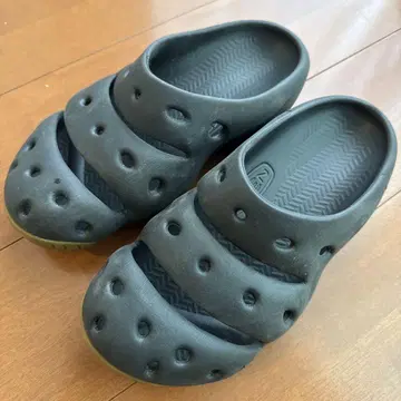 KEEN YOGUI 킨 요기 28.0 블랙