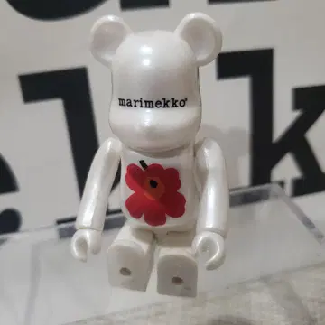 marimekko BE@RBICK 베어브릭 400% 우니코