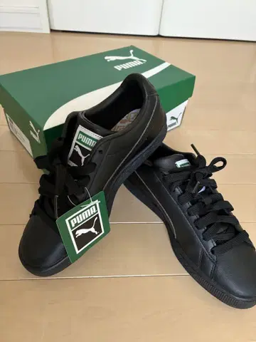 [ 새상품 ] PUMA 블랙스니커즈 23.0