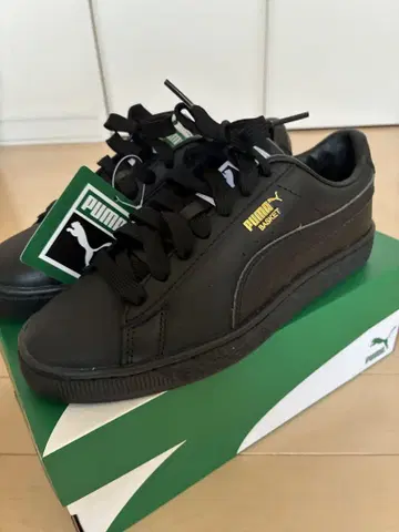 [ 새상품 ] PUMA 천연 가죽 블랙스 스니커즈 23.0
