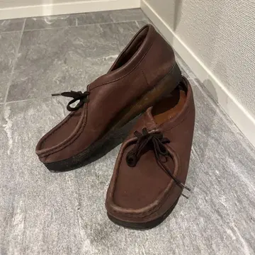 Clarks 왈라비 브라운 가죽 로퍼 끈 포함