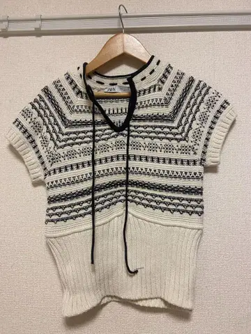 ZARA 반팔 니트