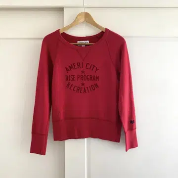 Americana 프린트 맨투맨 DEUXIEME CLASSE 레드