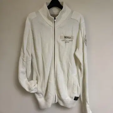 곧 종료 AVIREX SEALs 집업 니트 화이트 정품