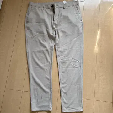 ZARA 베이지 캐주얼 팬츠 MEX 36