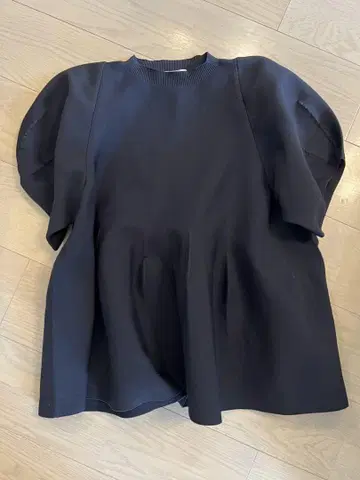 택 포함 새상품 마차트 MACHATT 홀가먼트 폼 니트