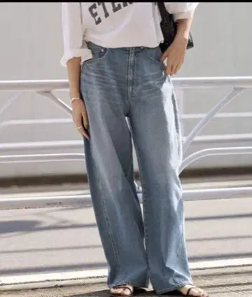 새상품급 FRAMeWORK denim 커브 팬츠 데님