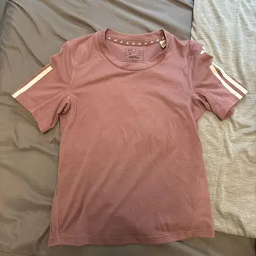 피치T y2k adidas 반팔 티셔츠 xs 사이즈 핑크