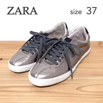 새상품급 ZARA 자라 가죽 스니커즈 여성용 신발 실버 37
