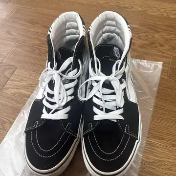 Vans 하이컷 스니커즈 블랙/화이트