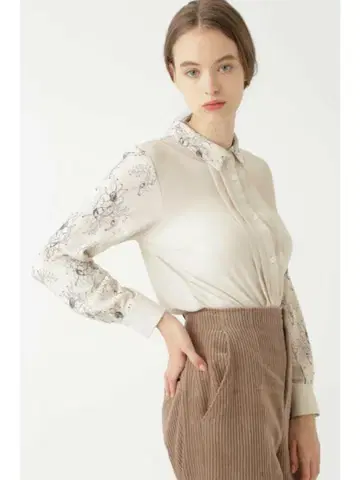 질스튜어트 맥심 레이스 블라우스 새상품급