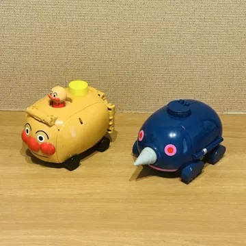 치키치키 대변신! 호빵맨 호와 SL맨 나아가라! 크러쉬 모그린