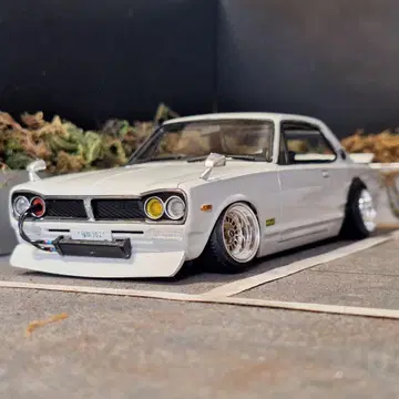 아오시마 하코스카 GT-R