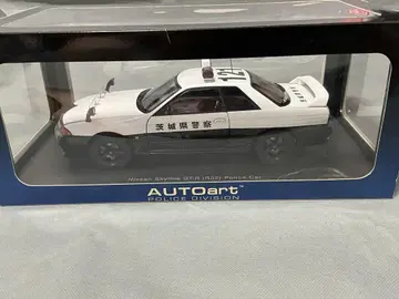 1/18 오토 아트 닛산 스카이라인 GT-R 순찰차 R32 이바라키현