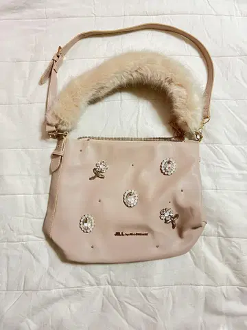 JILL by JILLSTUART 퍼 핸들 비쥬 백