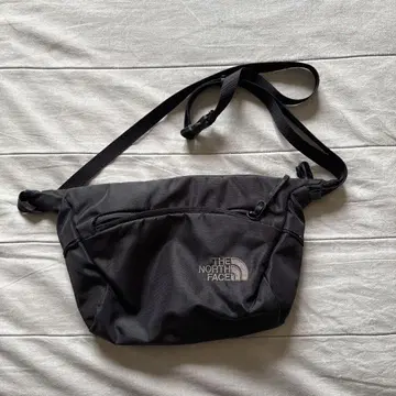THE NORTH FACE 블랙 숄더백