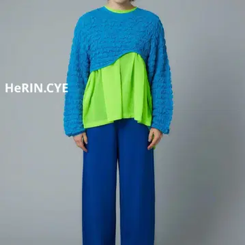 HeRIN.CYE 웨이브 헤어 니트 비대칭 니트 블루