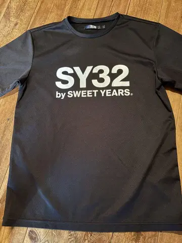 SY32 by SWEET YEARS 블랙 T셔츠 L 사이즈