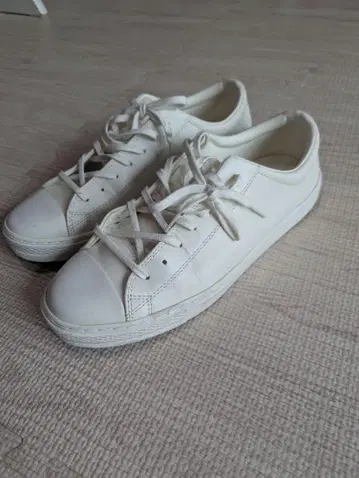 Converse ALL STAR 화이트 스니커즈