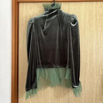 새상품급 누아르 케이 니노미야 벨로아 티셔츠