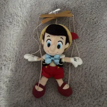 피노키오 인형 배지